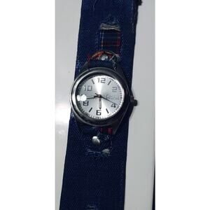 Decree Women Watch Silver Tone Blue / multicolor Fabric Band Analog Wrist Watch
